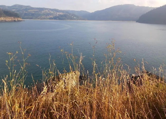 Apto A 3 Mins Playa * Cedeira